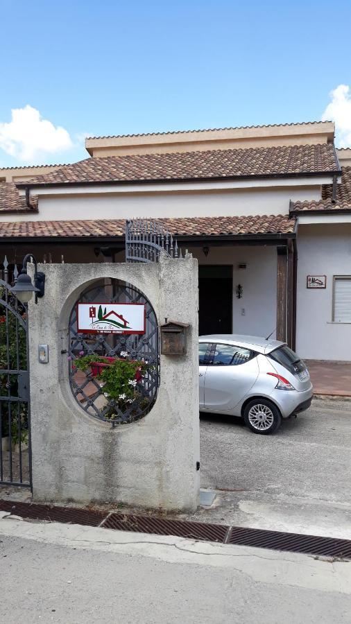مبيت وإفطار كورليوني La Casa Di Bia المظهر الخارجي الصورة